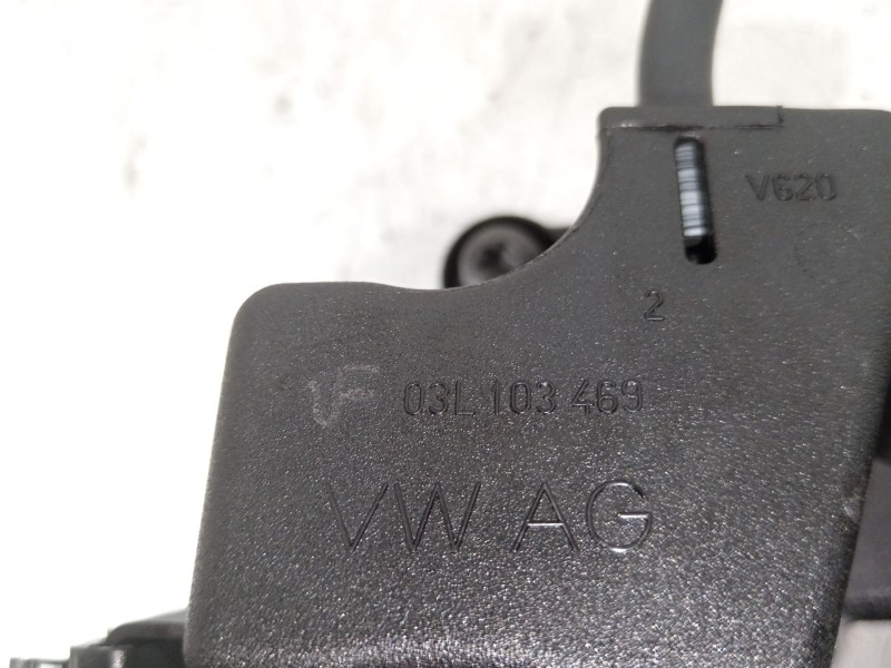 Recambio de tapa balancines para volkswagen golf vi (5k1) 2.0 tdi referencia OEM IAM 03L103469 03L129969D 