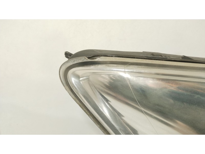 Recambio de faro derecho para toyota auris (_e15_) 1.4 d-4d (nde150_) referencia OEM IAM 8111002A40 89903723 89903691