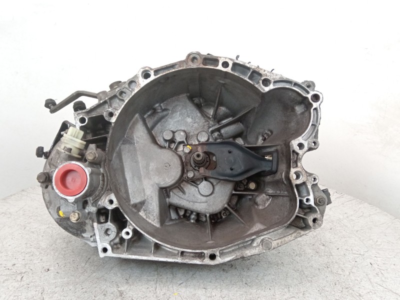 Recambio de caja cambios para peugeot 206 berlina 1.9 diesel referencia OEM IAM 20DL22  
