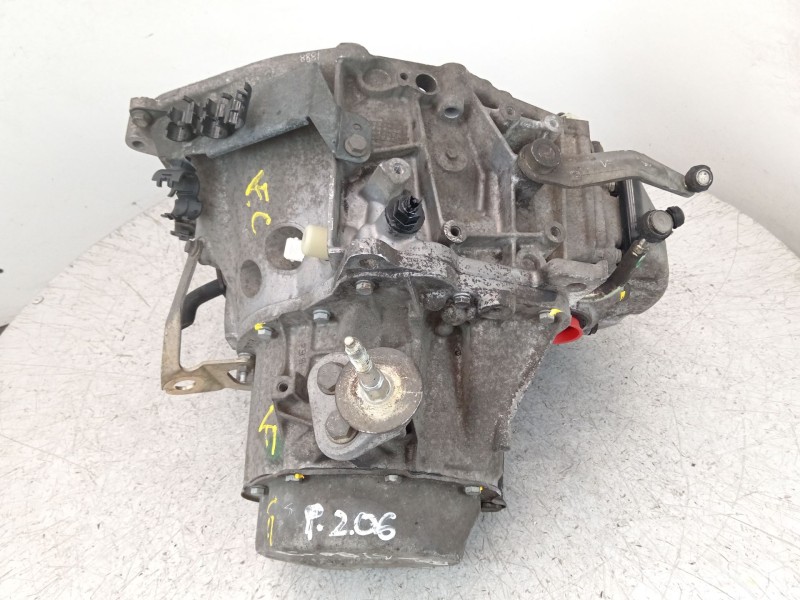 Recambio de caja cambios para peugeot 206 berlina 1.9 diesel referencia OEM IAM 20DL22  