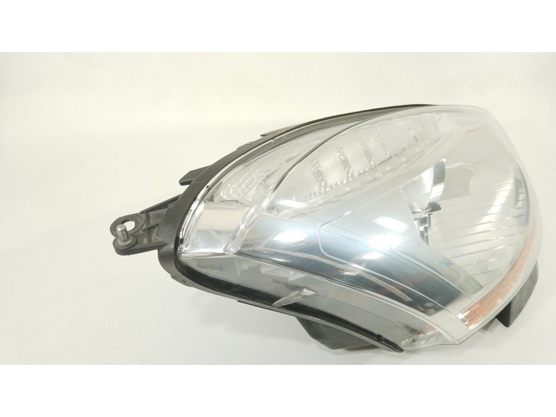 Recambio de faro derecho para citroën c4 picasso i monospace (ud_) 1.6 hdi referencia OEM IAM 6206A8  