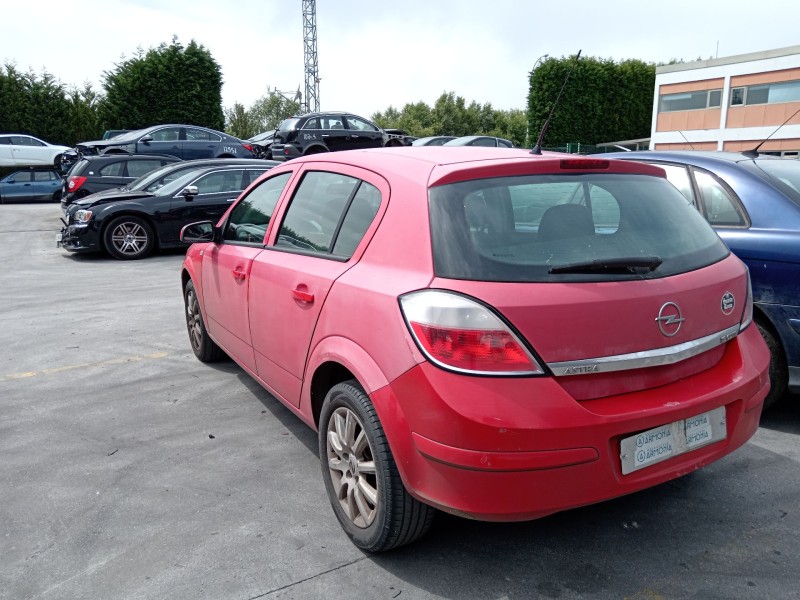 opel astra h gtc (a04) del año 2005
