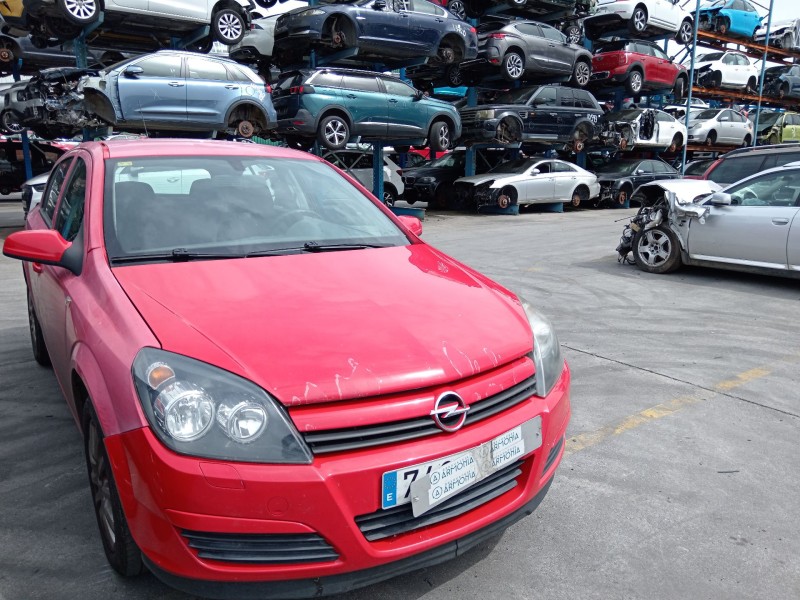 opel astra h gtc (a04) del año 2005