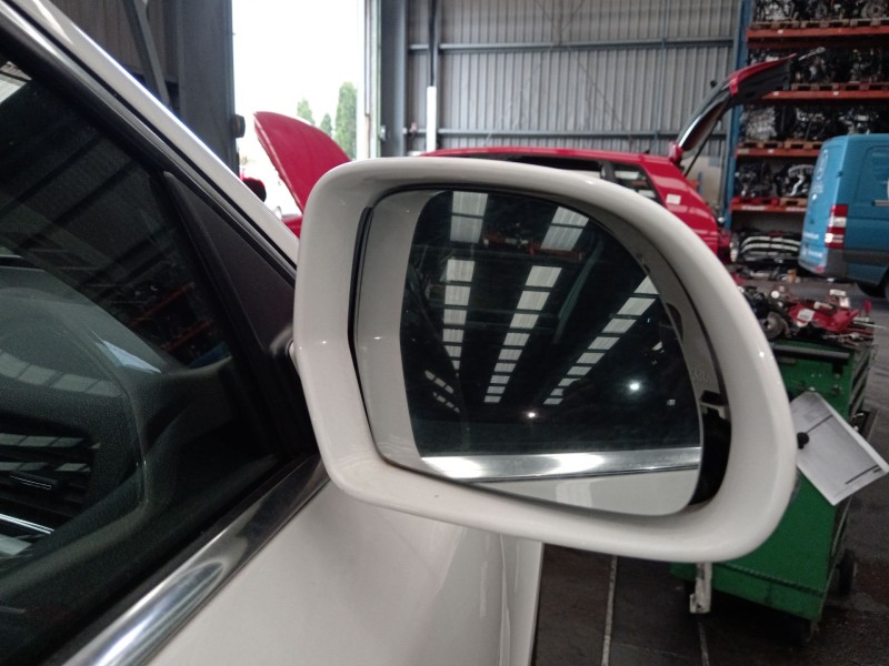 Recambio de retrovisor derecho para skoda superb ii (3t4) 2.0 tdi 16v referencia OEM IAM 3T1857508BT  