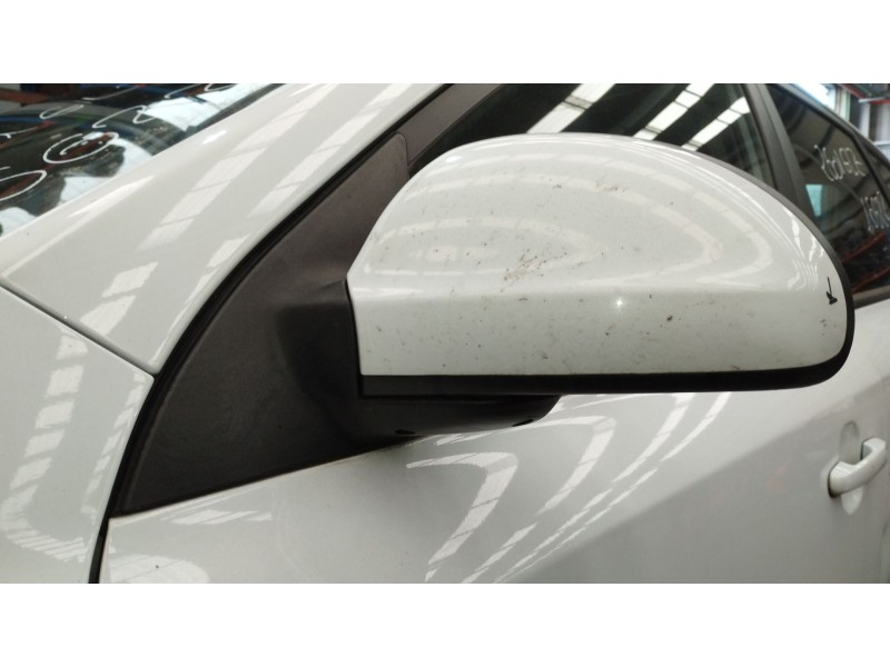 Recambio de retrovisor izquierdo para kia cee´d hatchback (ed) 1.6 crdi 115 referencia OEM IAM 876101H250  