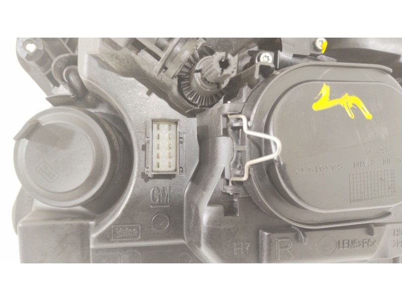 Recambio de faro derecho para opel meriva a monospace (x03) 1.7 cdti (e75) referencia OEM IAM 93187857 89313665 