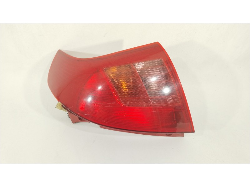 Recambio de piloto trasero derecho para suzuki swift iii (mz, ez) 1.5 (rs 415) referencia OEM IAM 3565062J00000  