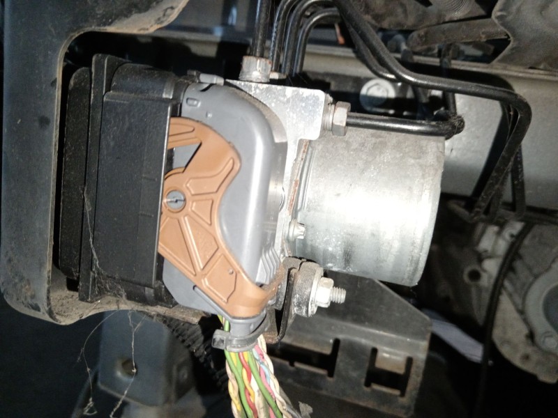 Recambio de abs para citroën berlingo multispace (b9) 1.6 hdi 110 referencia OEM IAM 0265232398  9660107180