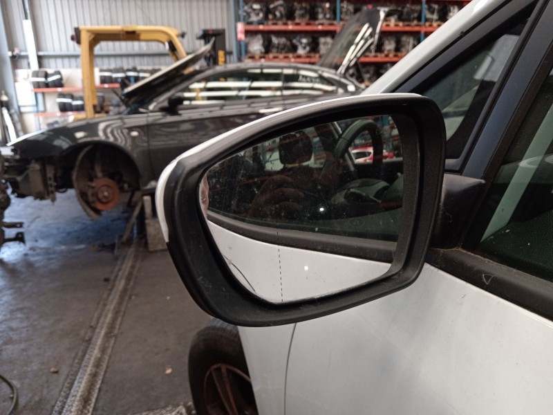 Recambio de retrovisor izquierdo para kia cee´d (jd) 1.4 mpi referencia OEM IAM   