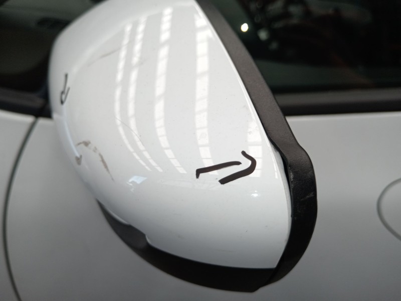 Recambio de retrovisor izquierdo para kia cee´d (jd) 1.4 mpi referencia OEM IAM   