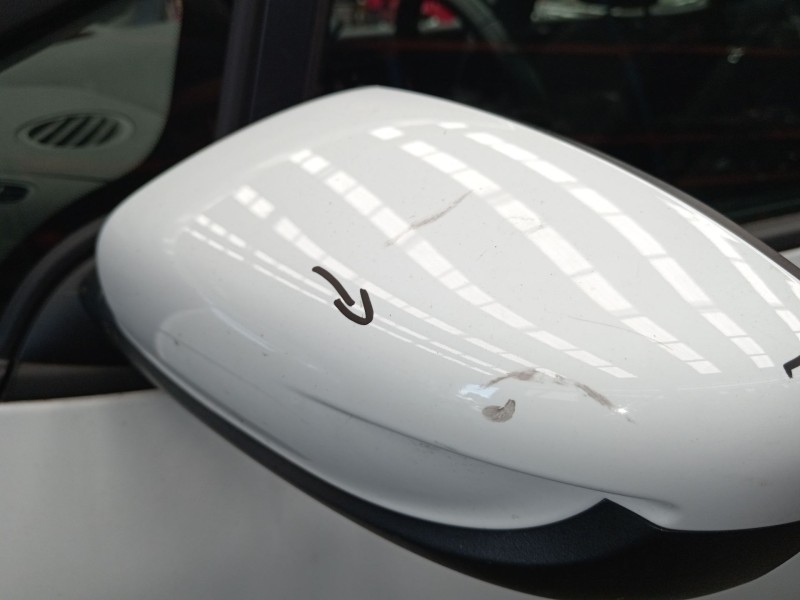 Recambio de retrovisor izquierdo para kia cee´d (jd) 1.4 mpi referencia OEM IAM   