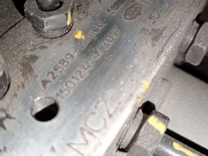 Recambio de abs para kia cee´d (jd) 1.6 crdi 110 referencia OEM IAM A258920500  