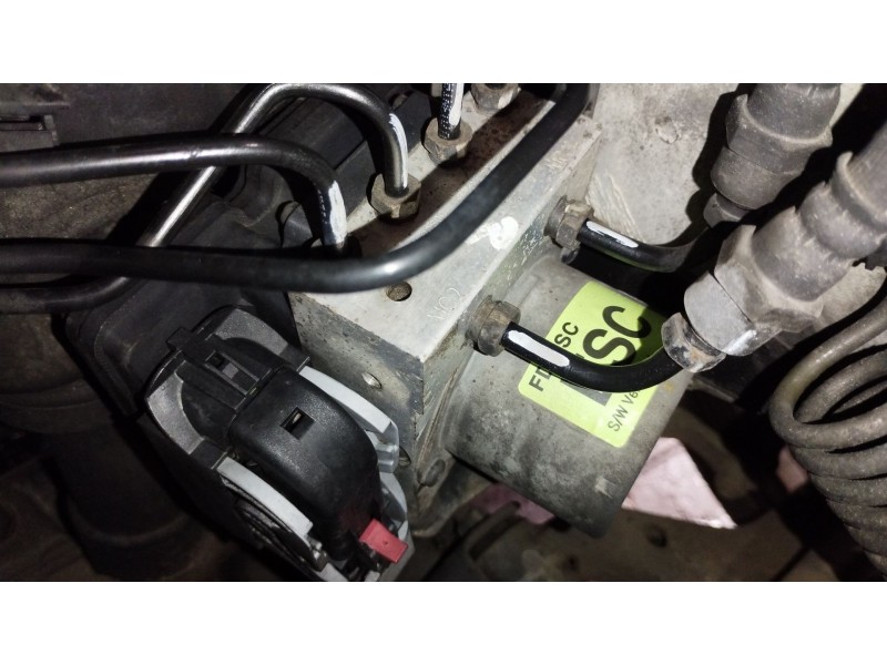 Recambio de abs para hyundai i30 (gd) 1.6 crdi referencia OEM IAM 589202L520 2L58920600 