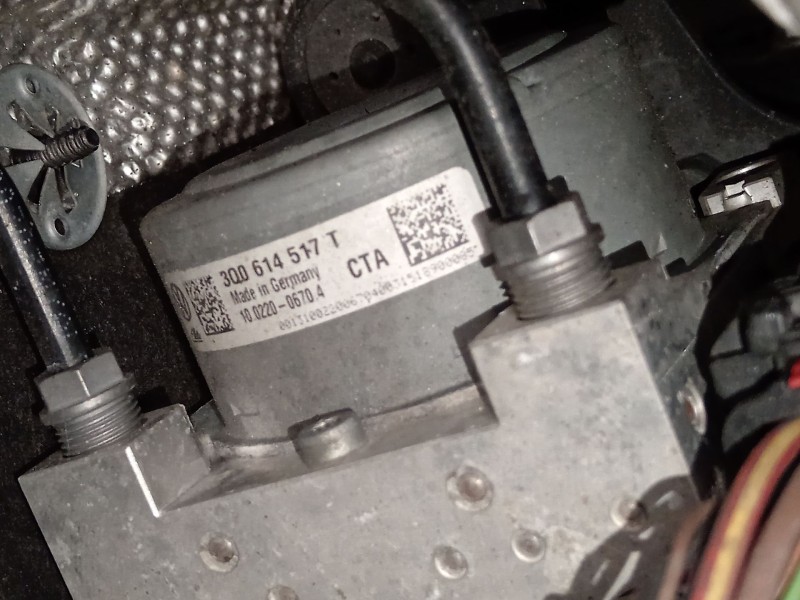 Recambio de abs para seat leon st (5f8) 1.6 tdi referencia OEM IAM 3Q0614517T 10022006704 