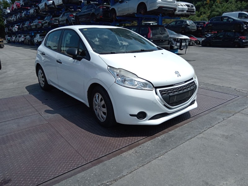 peugeot 208 i (ca_, cc_) del año 2013