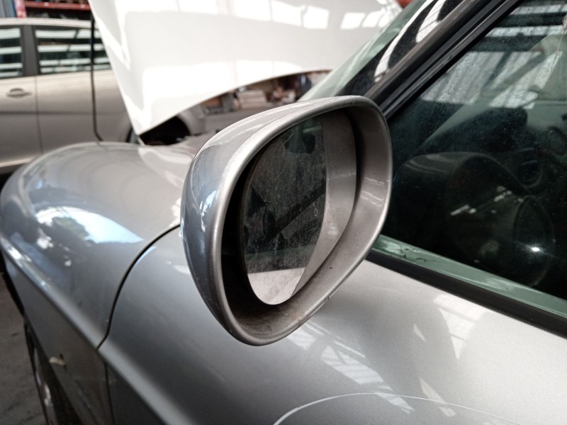 Recambio de retrovisor izquierdo para fiat barchetta (183_) 1.8 16v referencia OEM IAM 170404099  