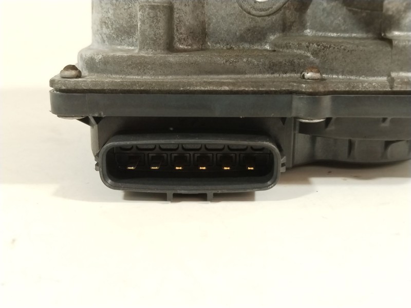 Recambio de caja mariposa para toyota verso active referencia OEM IAM 261000R020  