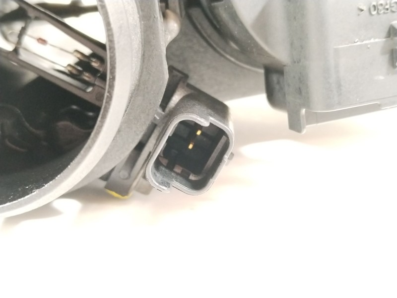Recambio de caja mariposa para citroën c4 i sedán 1.6 hdi referencia OEM IAM 9657485480  