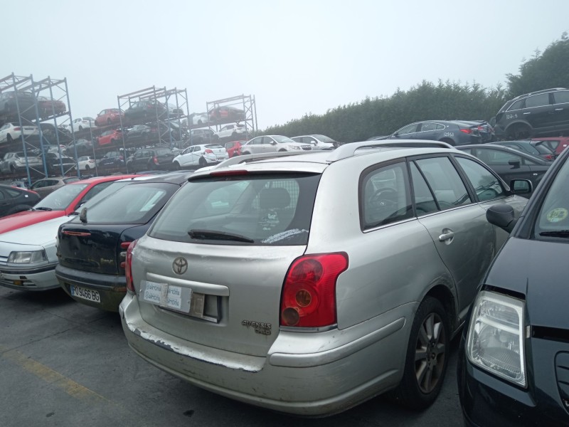 toyota avensis station wagon (_t25_) del año 2005