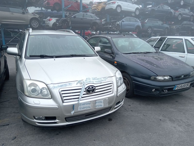 toyota avensis station wagon (_t25_) del año 2005