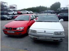 renault 21 sedán (l48_) del año 1992