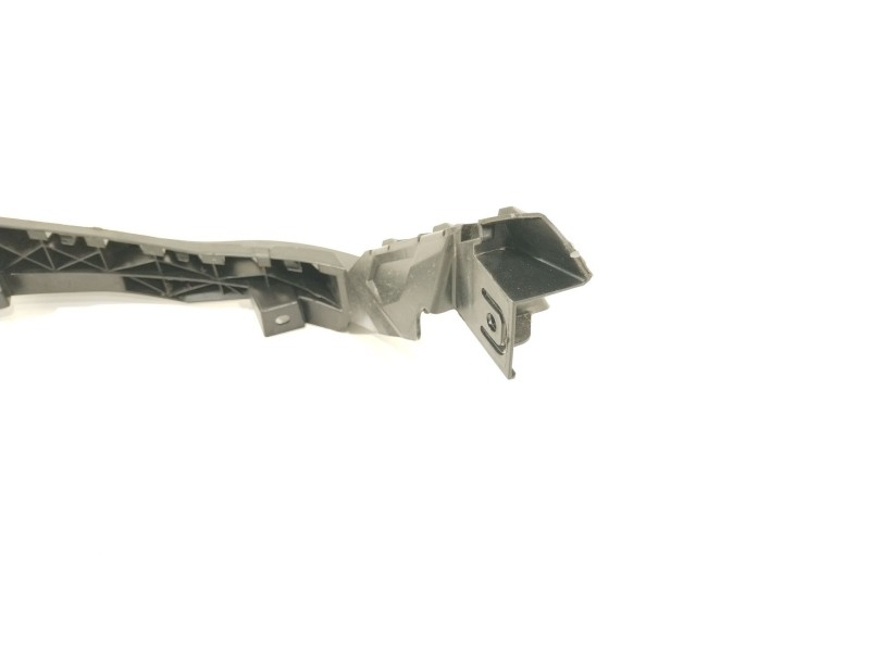 Recambio de soporte faro derecho para seat ibiza (kj1) fr referencia OEM IAM 6F0807890  