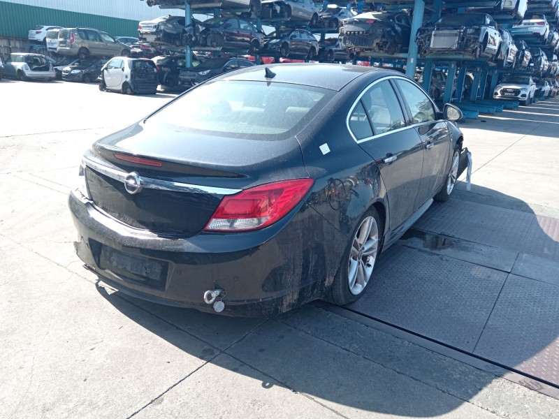 opel insignia a sports tourer (g09) del año 2009