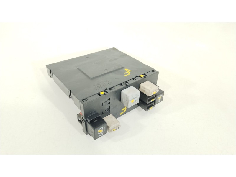 Recambio de caja reles / fusibles para volkswagen passat berlina (3c2) advance referencia OEM IAM 3C0937049J 28027755 