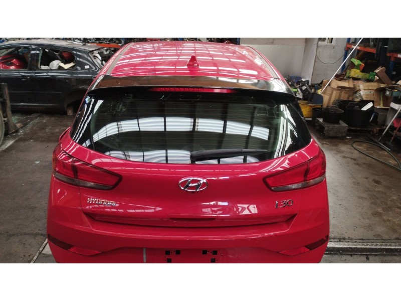 Recambio de porton trasero para hyundai i30 (pde, pd, pden) 1.5 referencia OEM IAM 73700G4010  