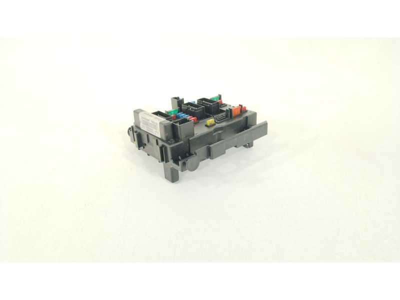 Recambio de caja reles / fusibles para peugeot 406 (8b) 2.0 hdi 90 referencia OEM IAM 9644038680 BSMB3 14568439