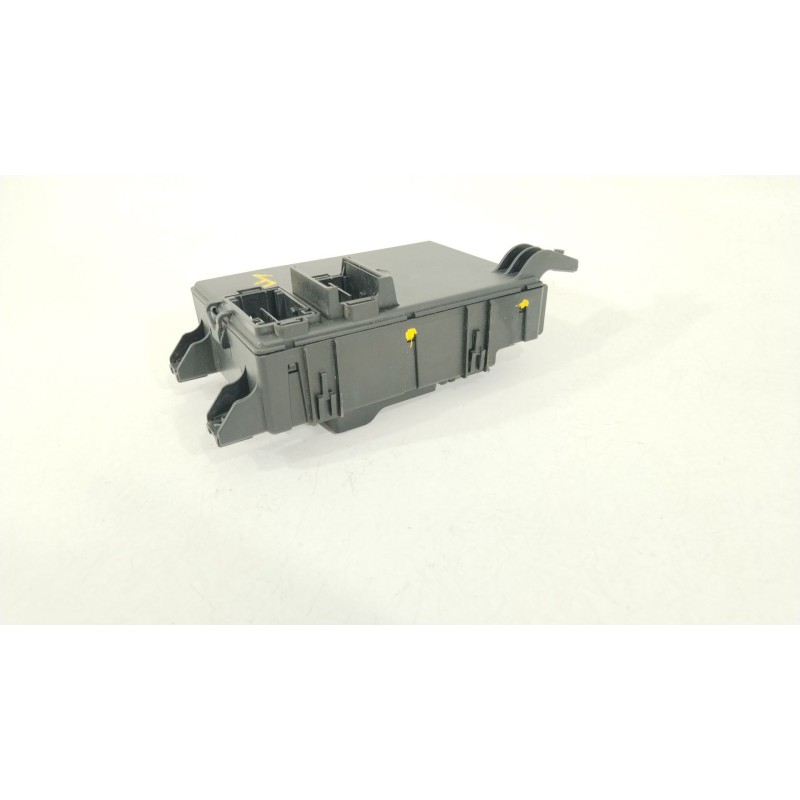 Recambio de caja reles / fusibles para fiat grande punto (199_) 1.4 (199axb1a) referencia OEM IAM 51798615 00517986150 28094319