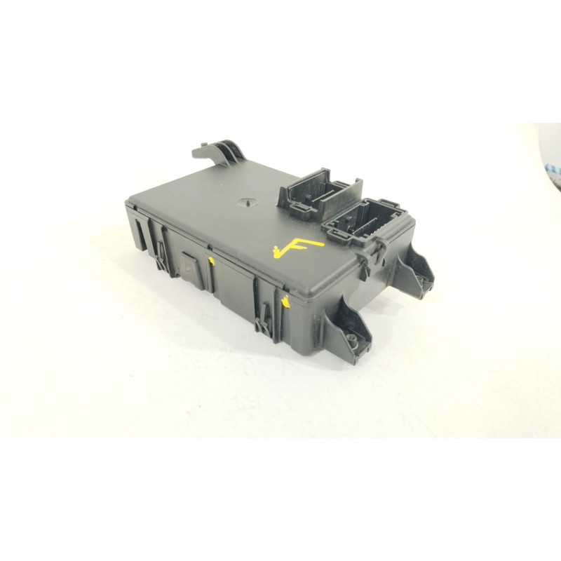 Recambio de caja reles / fusibles para fiat grande punto (199_) 1.4 (199axb1a) referencia OEM IAM 51798615 00517986150 28094319
