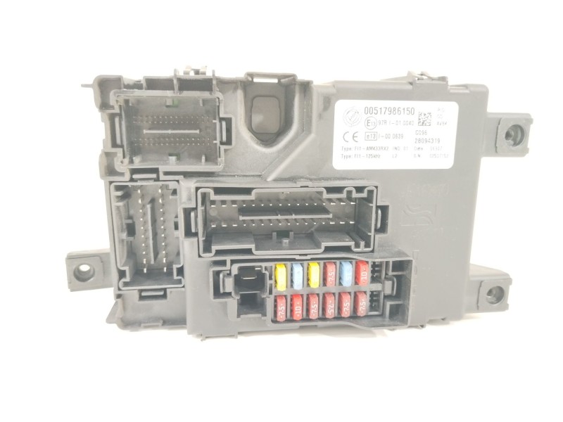 Recambio de caja reles / fusibles para fiat grande punto (199_) 1.4 (199axb1a) referencia OEM IAM 51798615 00517986150 28094319