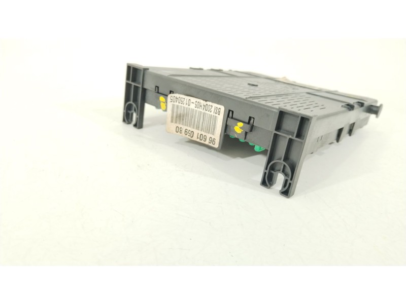 Recambio de caja reles / fusibles para peugeot 307 sw (3h) 1.6 16v referencia OEM IAM 9660105980 BSI2004H05 