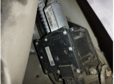 Recambio de freno de mano electrico para opel insignia berlina cosmo referencia OEM IAM 13310023  
