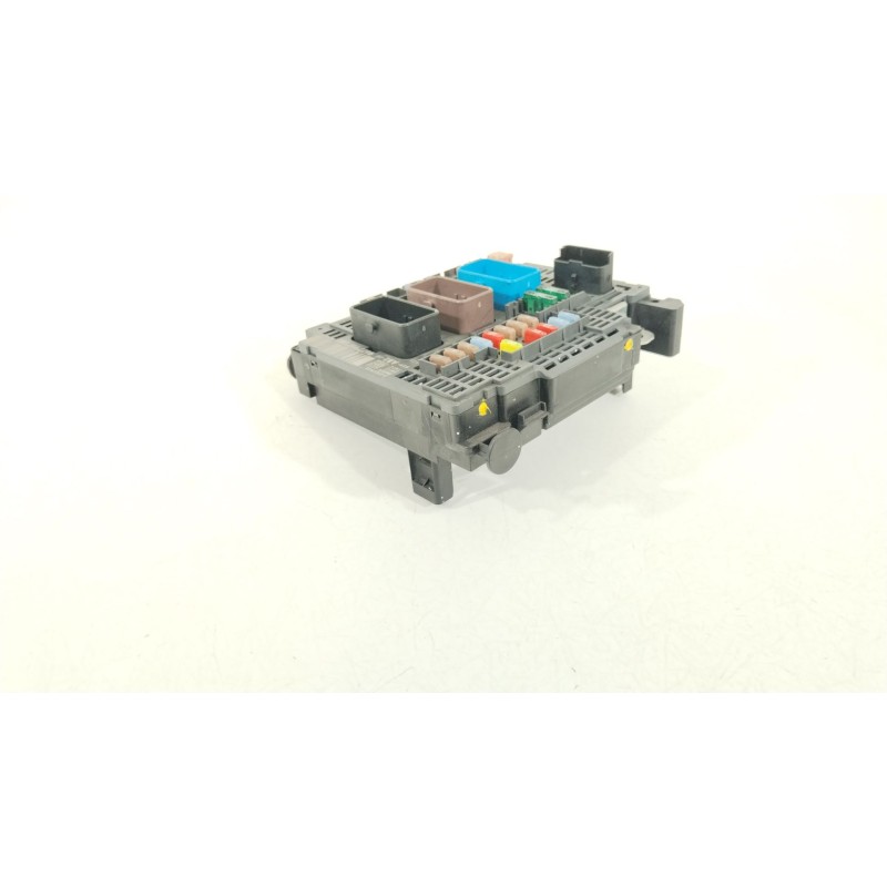Recambio de caja reles / fusibles para citroën c4 ii (nc_) 1.6 hdi 115 referencia OEM IAM 9677987180 BSMAB100 