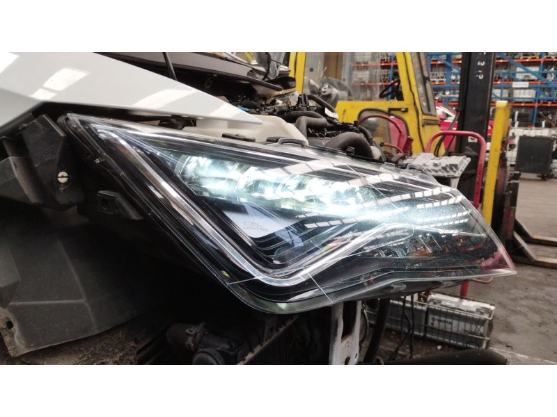 Recambio de faro derecho para seat leon st (5f8) 2.0 cupra referencia OEM IAM 5F1941008L 90100840 7P5941591AJ