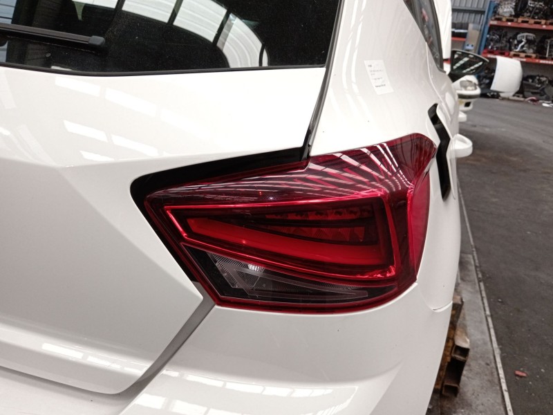 Recambio de piloto trasero derecho para seat ibiza v (kj1, kjg) 1.0 tsi referencia OEM IAM 6F0945208H 2SK2298013002 