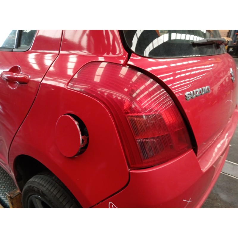 Recambio de piloto trasero izquierdo para suzuki swift iii (mz, ez) 1.5 (rs 415) referencia OEM IAM 3567062J00000  