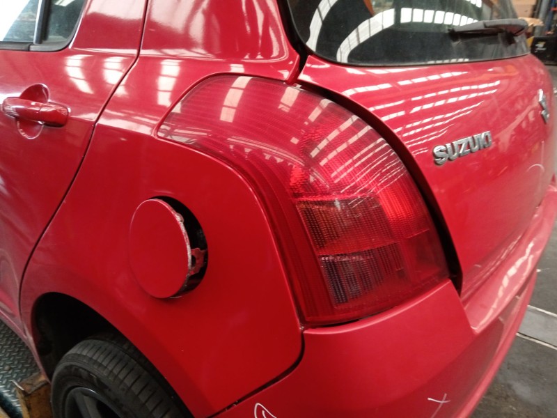 Recambio de piloto trasero izquierdo para suzuki swift iii (mz, ez) 1.5 (rs 415) referencia OEM IAM 3567062J00000  