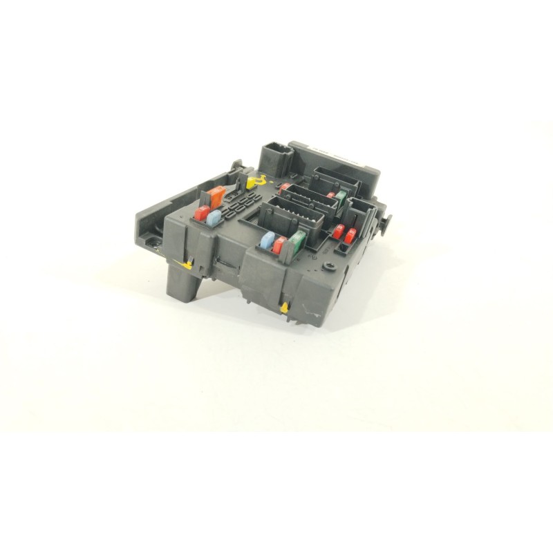 Recambio de caja reles / fusibles para peugeot 307 break (3e) 2.0 hdi 90 referencia OEM IAM 9657608880 BSMB2 