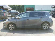 toyota verso (_r2_) del año 2015
