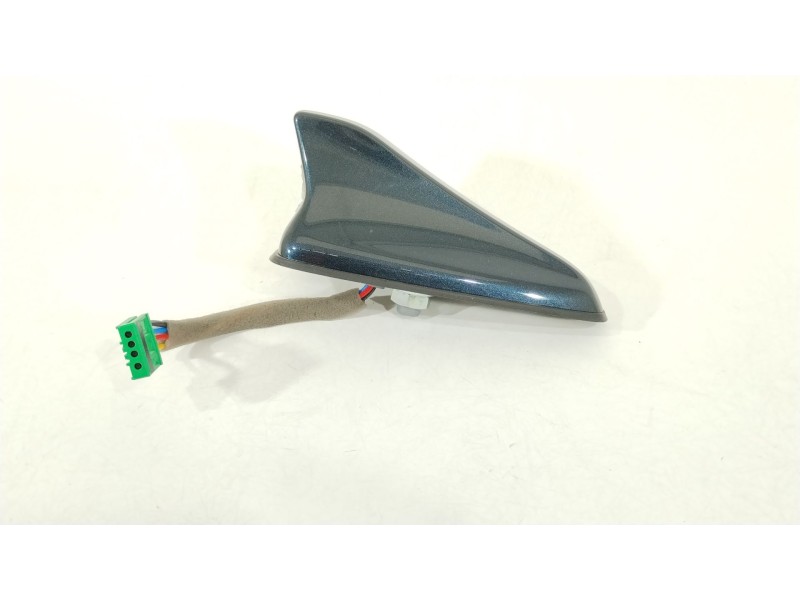 Recambio de antena para kia sorento () referencia OEM IAM 95460L2000  