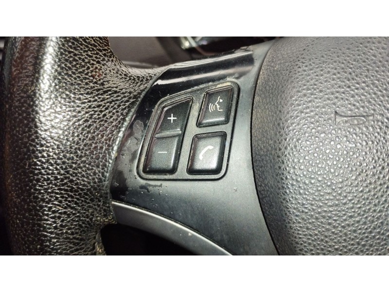 Recambio de mando volante para bmw 1 (e81) 116 i referencia OEM IAM 61319125343  