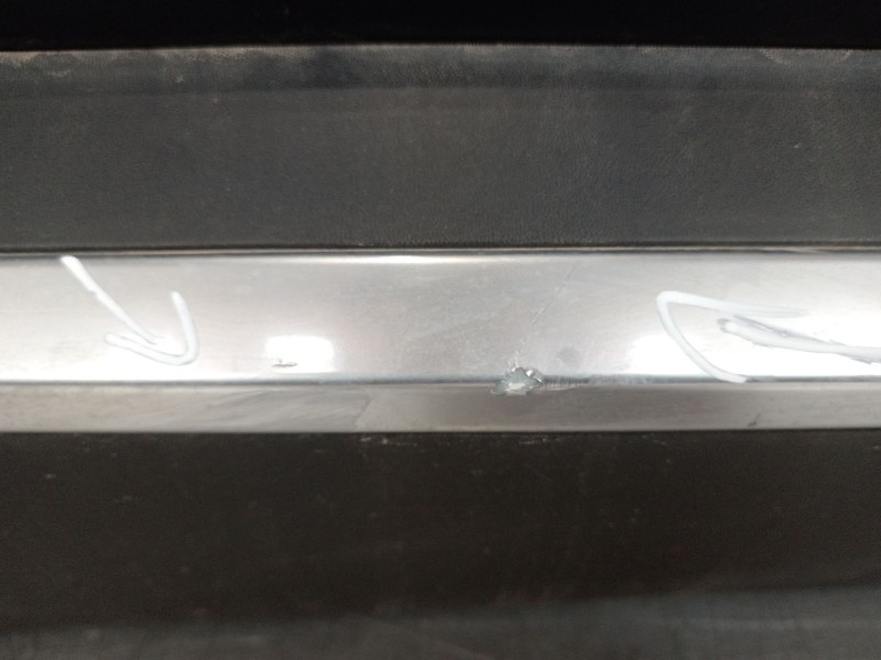 Recambio de puerta trasera derecha para kia sorento () referencia OEM IAM 77004P2000  