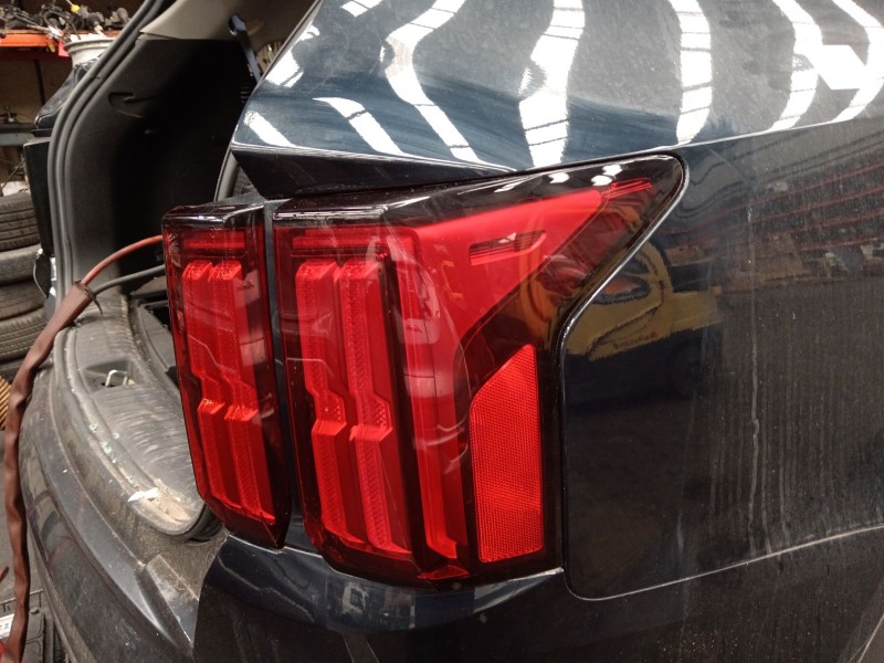 Recambio de piloto trasero derecho para kia sorento () referencia OEM IAM 92402P2100B4U 92420P2100 