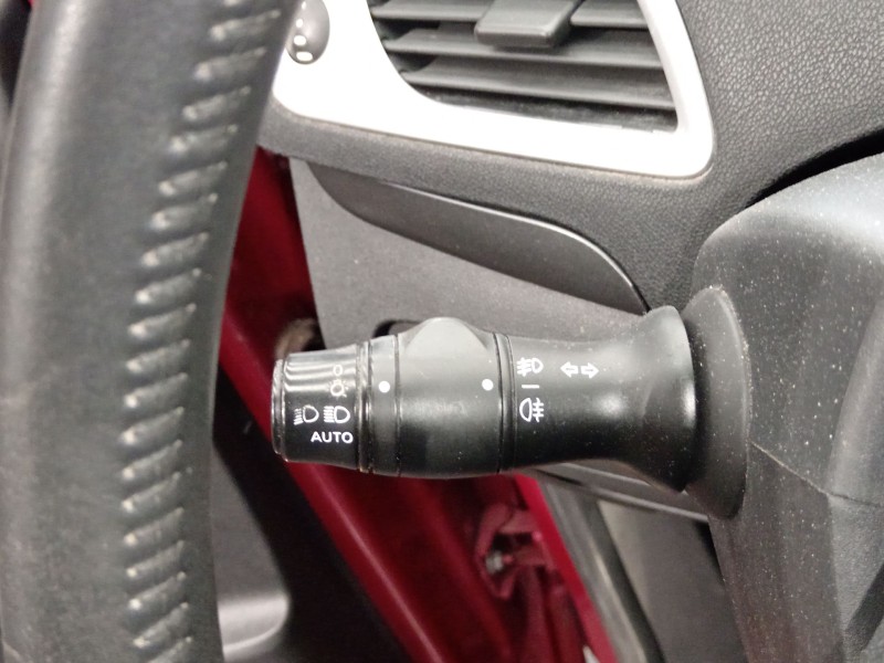 Recambio de mando luces para renault grand scénic iii (jz0/1_) 1.9 dci referencia OEM IAM   