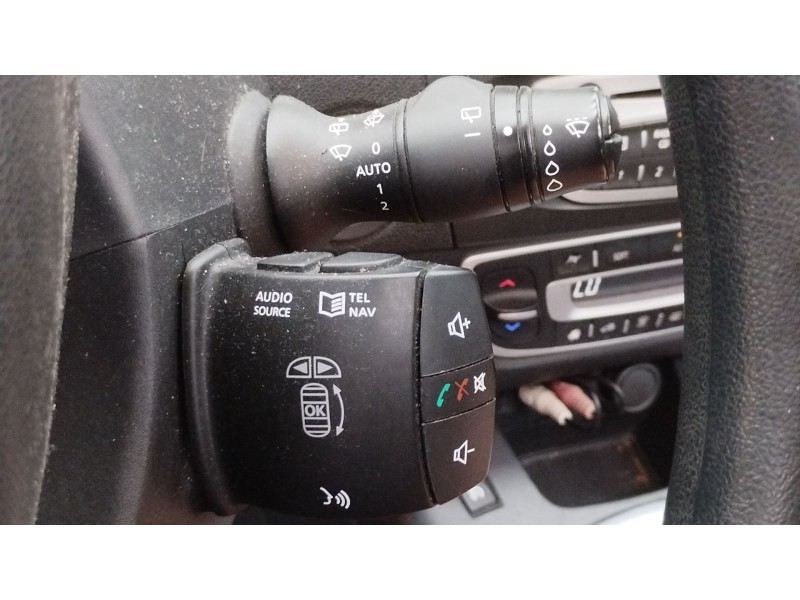 Recambio de mando luces para renault grand scénic iii (jz0/1_) 1.9 dci referencia OEM IAM   