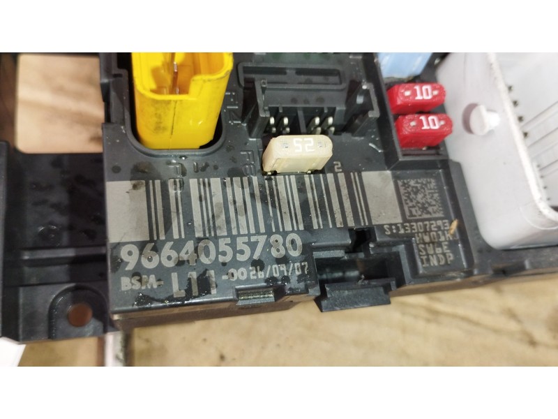 Recambio de caja reles / fusibles para peugeot 207/207+ (wa_, wc_) 1.4 16v referencia OEM IAM 9664055780  