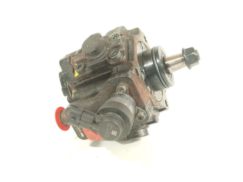 Recambio de bomba inyeccion para kia carens iv 1.7 crdi referencia OEM IAM 331002A420 0445010206 